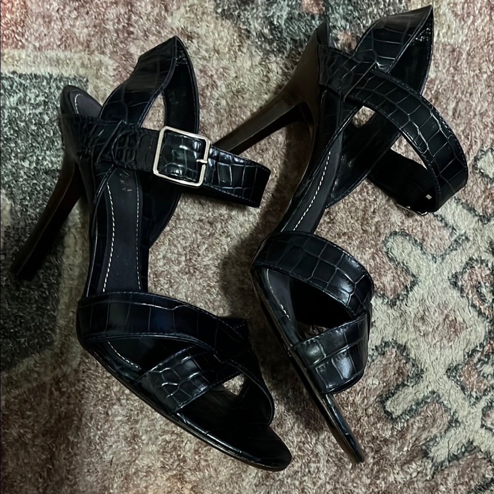 Navy Ralph Lauren Croc-Embossed Women's heels - Picture 3 of 5